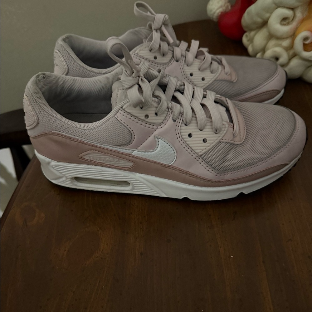 Nike Air Max Pink Sneakers